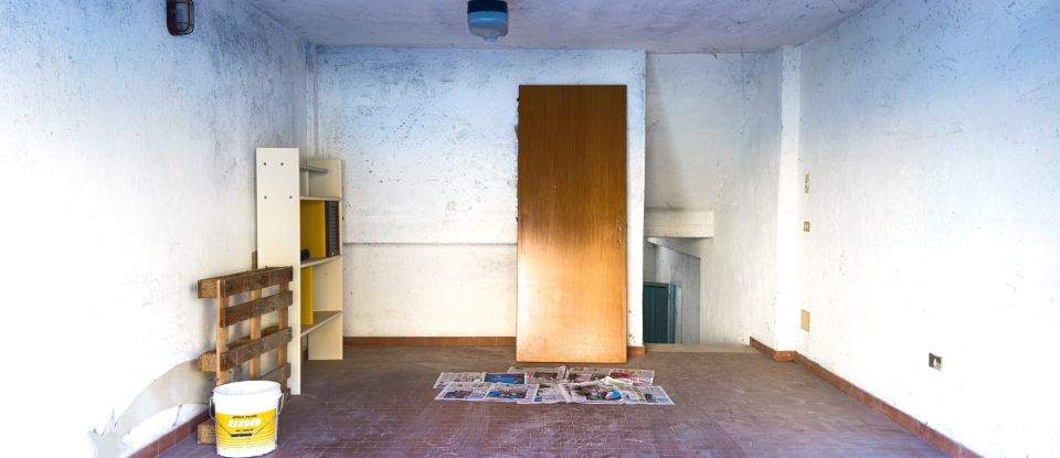 Quadrilocale di 150 m² a Bettona (06084)