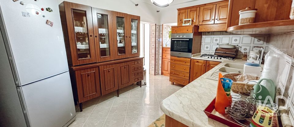 House boat 15 rooms of 362 m² in Martina Franca (74015)