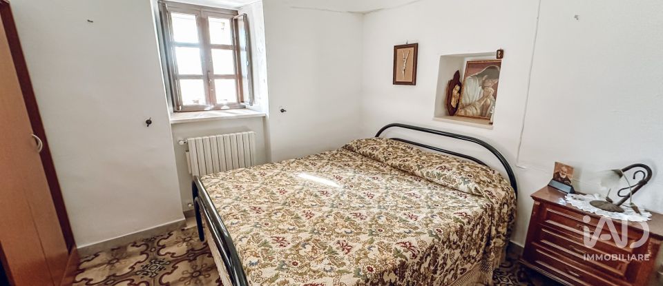 House boat 15 rooms of 362 m² in Martina Franca (74015)