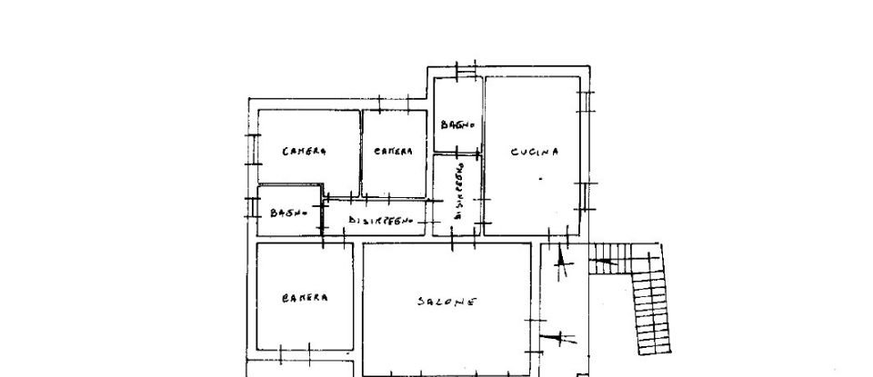 Casa indipendente 7 locali di 130 m² in - (87030)