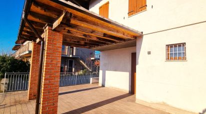 Villa Bifamiliare 5 locali di 208 m² in Pozzolengo (25010)