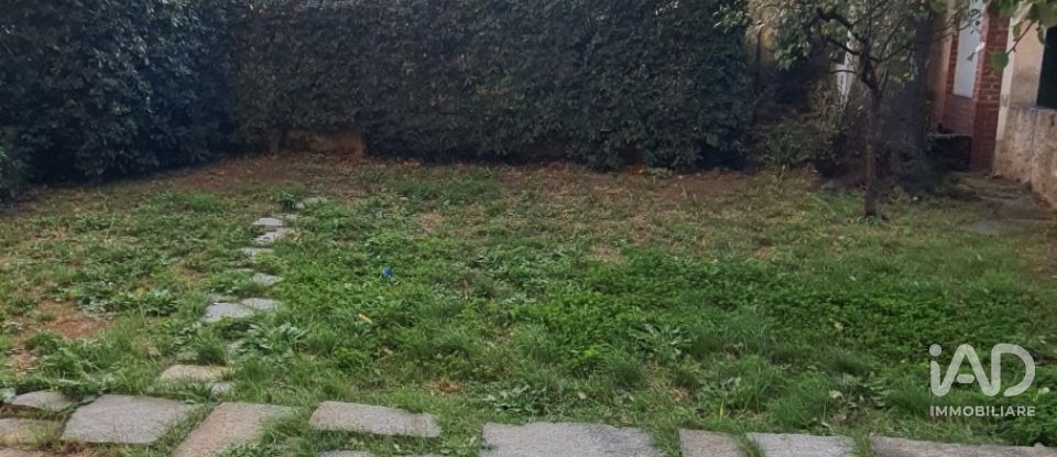 Bilocale di 45 m² a Genova (16166)