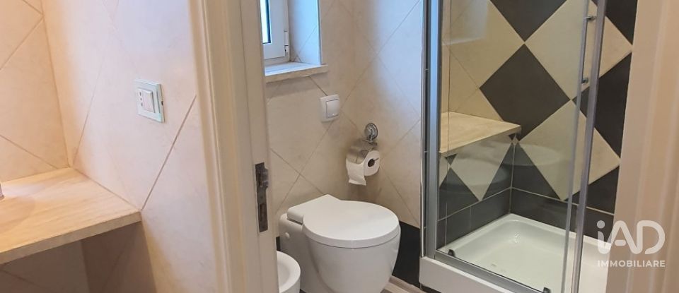 Bilocale di 45 m² a Genova (16166)