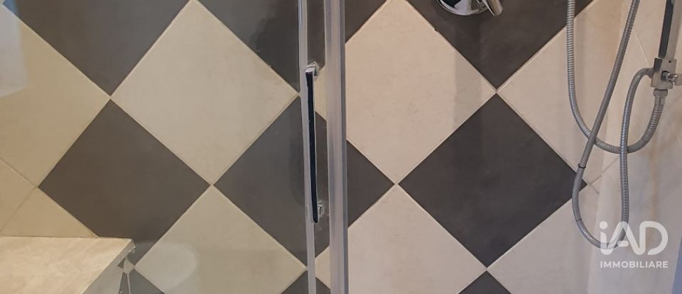 Bilocale di 45 m² a Genova (16166)