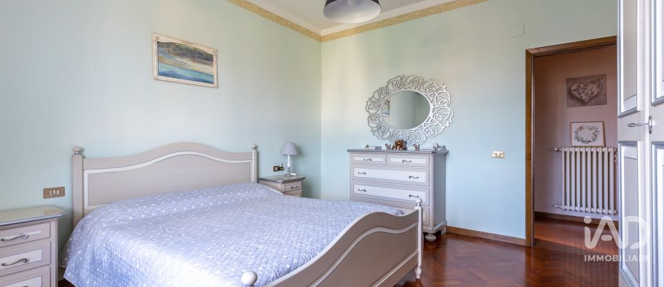 Casa indipendente / Villa 10 locali di 159 m² in Bientina (56031)