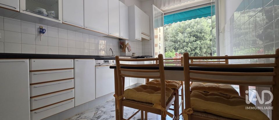 Three-room apartment of 78 m² in Genova (16139)