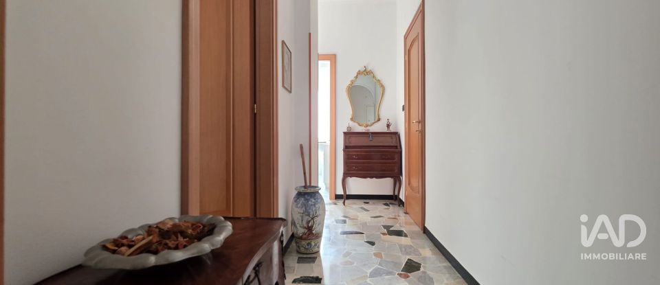Three-room apartment of 78 m² in Genova (16139)
