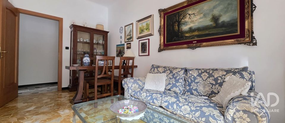 Three-room apartment of 78 m² in Genova (16139)