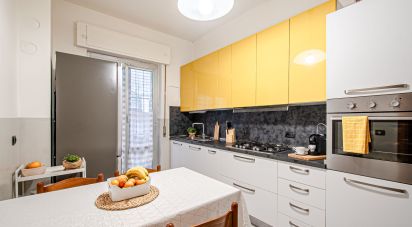 Bilocale di 70 m² a Genova (16137)