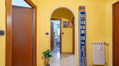 Bilocale di 70 m² a Genova (16137)