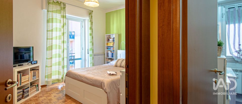 Two-room apartment of 70 m² in Genova (16137)