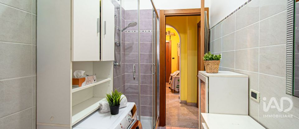 Two-room apartment of 70 m² in Genova (16137)