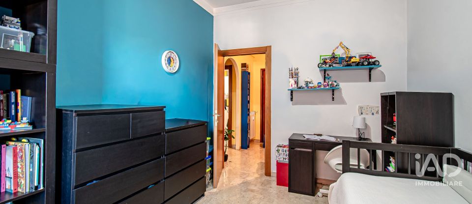 Two-room apartment of 70 m² in Genova (16137)