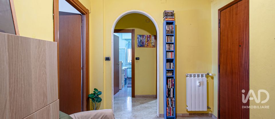 Two-room apartment of 70 m² in Genova (16137)