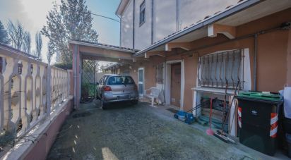 Villa Bifamiliare 3 locali di 167 m² in Bondeno (44012)