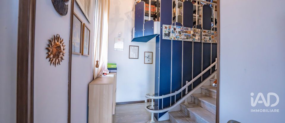 House boat 3 rooms of 167 m² in Bondeno (44012)