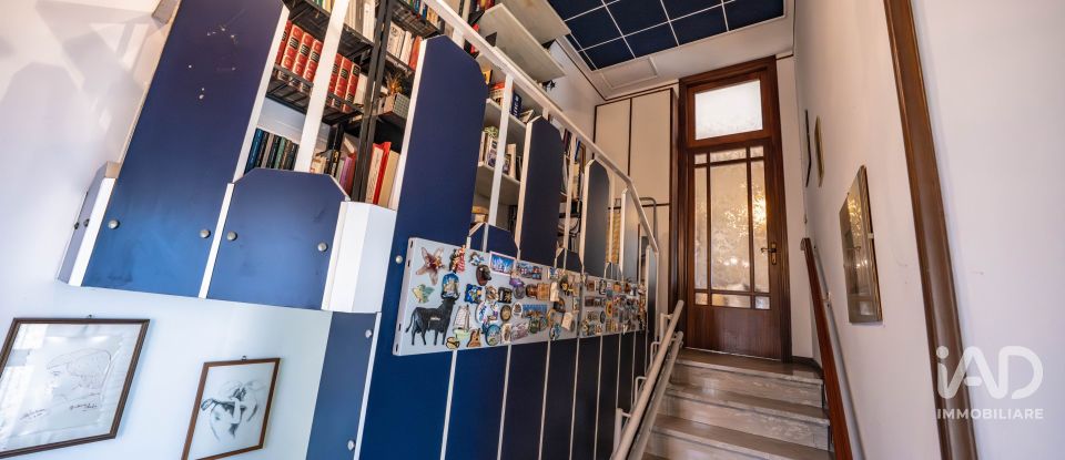 House boat 3 rooms of 167 m² in Bondeno (44012)