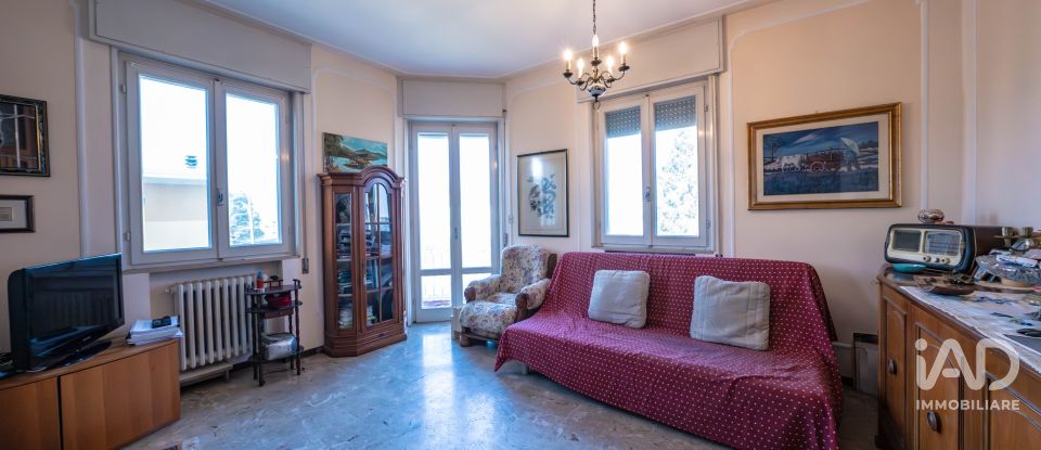 House boat 3 rooms of 167 m² in Bondeno (44012)