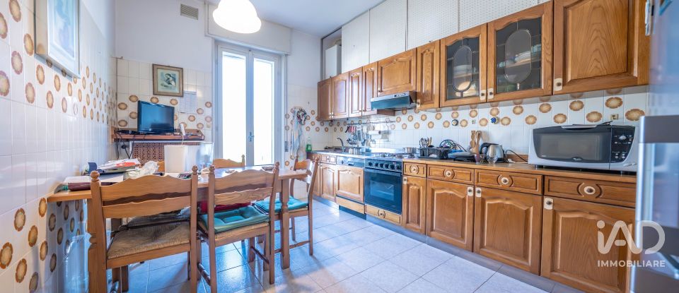 House boat 3 rooms of 167 m² in Bondeno (44012)