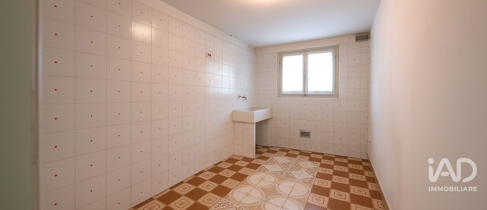 House boat 3 rooms of 167 m² in Bondeno (44012)