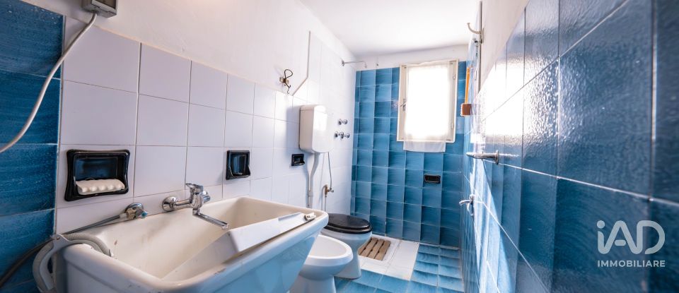 House boat 3 rooms of 167 m² in Bondeno (44012)