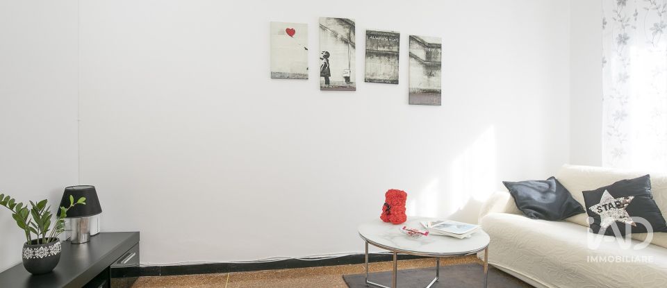 Four-room apartment of 70 m² in Genova (16149)