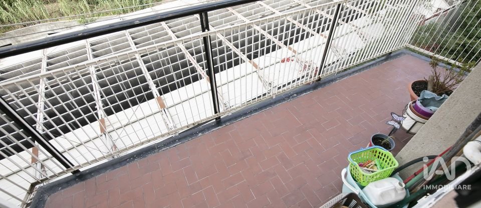 Apartment 5 rooms of 80 m² in Genova (16149)