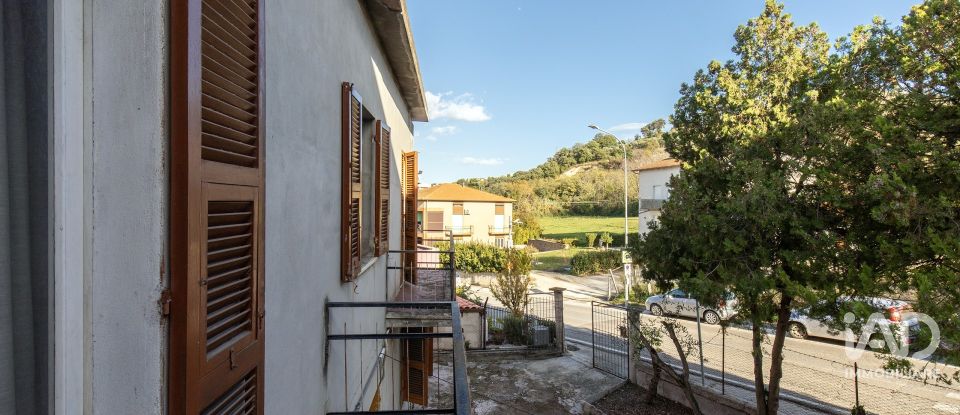 Other surface 12 rooms of 330 m² in Sant'Elpidio a Mare (63811)