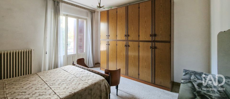 Other surface 12 rooms of 330 m² in Sant'Elpidio a Mare (63811)