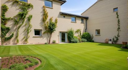 Casa indipendente / Villa 8 locali di 340 m² in Lonato del Garda (25017)