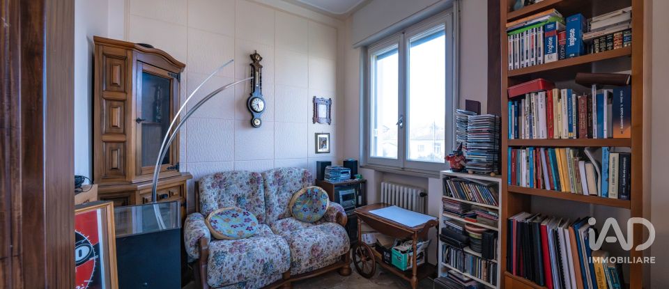 House boat 3 rooms of 167 m² in Bondeno (44012)