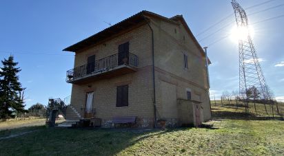Casa indipendente / Villa 9 locali di 300 m² in Casole d'Elsa (53031)