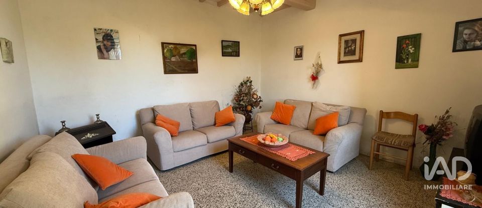 Townhouse 12 rooms of 302 m² in Arezzo (52100)