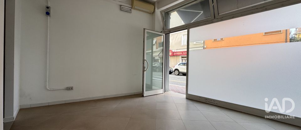 Shop / premises commercial of 50 m² in Pesaro (61122)
