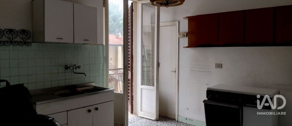 Apartment 5 rooms of 115 m² in Reggello (50060)