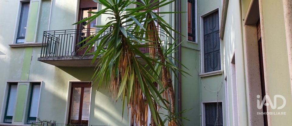 Quadrilocale di 159 m² a Milano (20145)