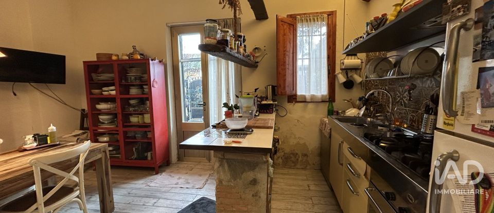 Apartment 5 rooms of 134 m² in Campi Bisenzio (50013)