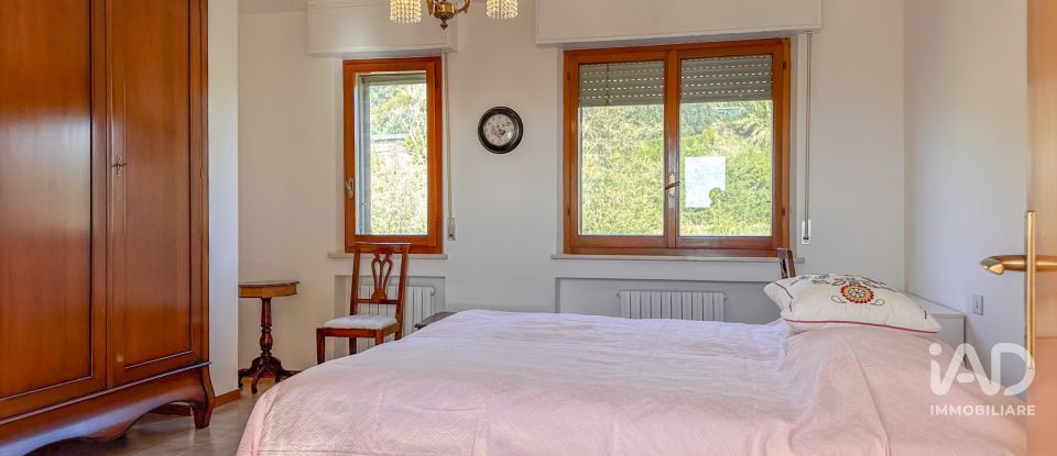 Appartamento 5 locali di 129 m² a Ancona (60123)