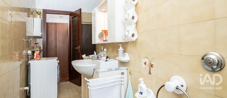 Trilocale di 122 m² a Turate (22078)