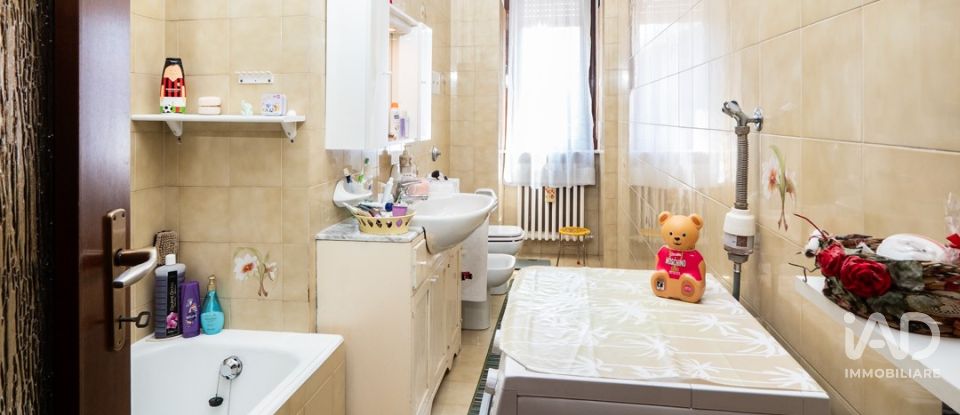 Trilocale di 122 m² a Turate (22078)