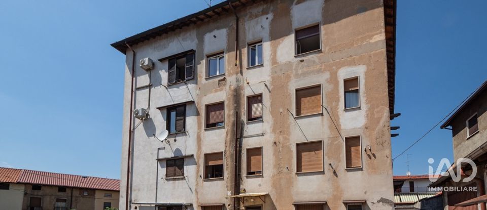 Trilocale di 122 m² a Turate (22078)