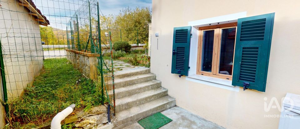 House 5 rooms of 93 m² in Torriglia (16029)
