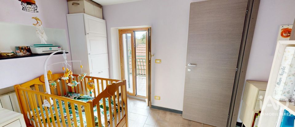 House 5 rooms of 93 m² in Torriglia (16029)