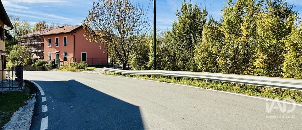 House 5 rooms of 93 m² in Torriglia (16029)