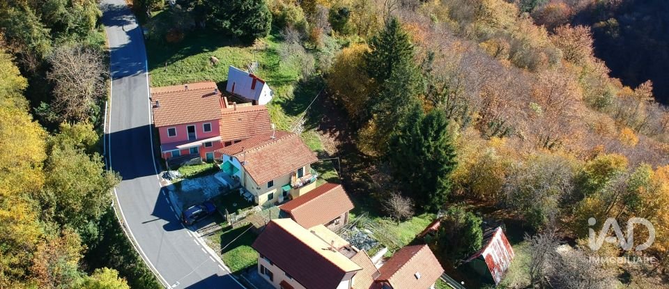 House 5 rooms of 93 m² in Torriglia (16029)