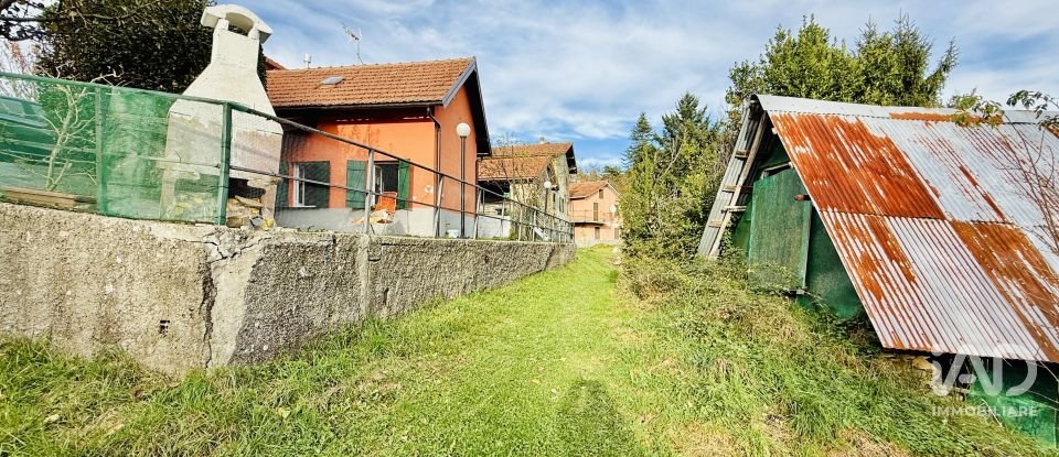 House 5 rooms of 93 m² in Torriglia (16029)