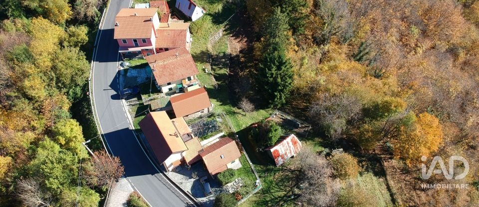 House 5 rooms of 93 m² in Torriglia (16029)