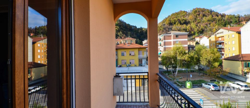 Quadrilocale di 95 m² a Cengio (17056)