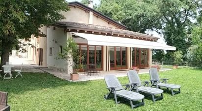 Attività locali di 460 m² in Ponti sul Mincio (46040)