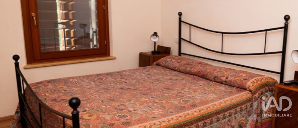 Retail property of 460 m² in Ponti sul Mincio (46040)